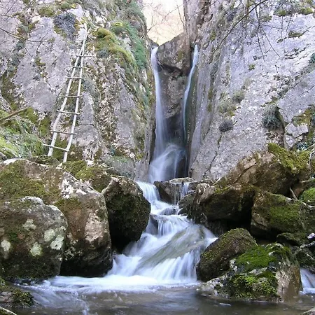 Szálloda La Cuadra I